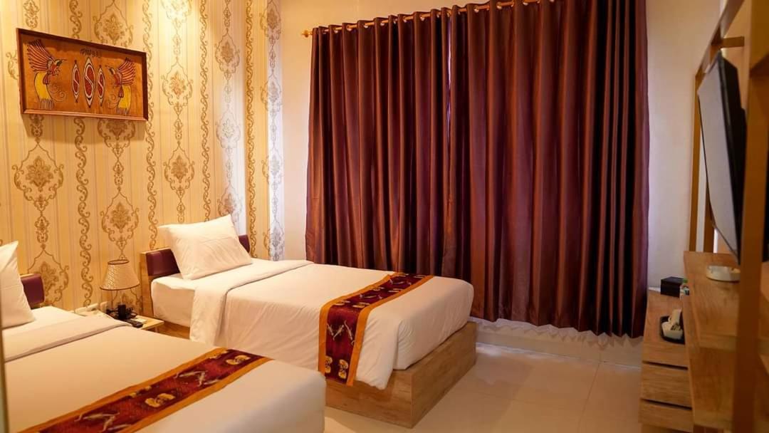ג'איפורה Elohim Hotel Sentani מראה חיצוני תמונה