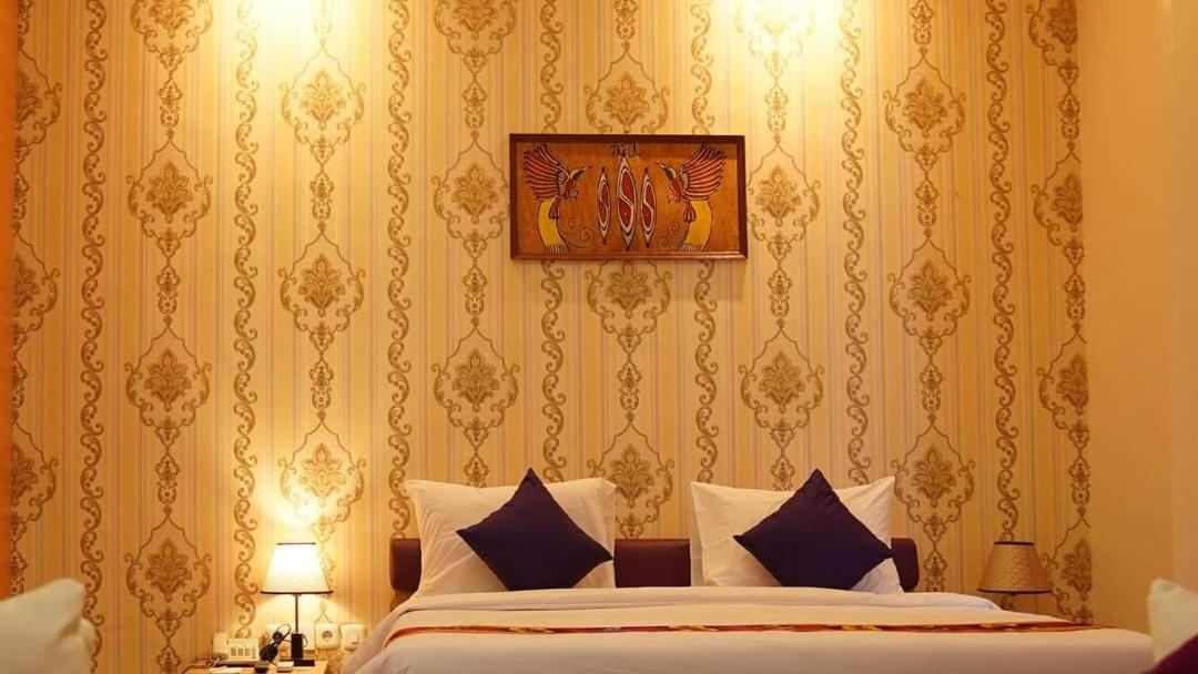 ג'איפורה Elohim Hotel Sentani מראה חיצוני תמונה